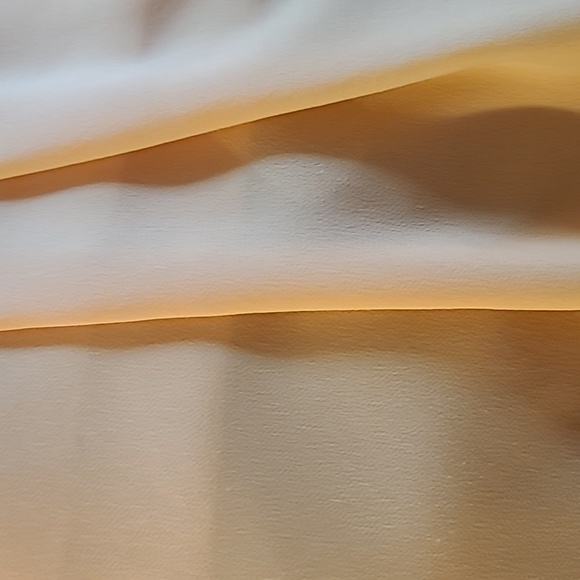 [EUC] Yellow Blouse Short Sleeve - Picture 4 of 4